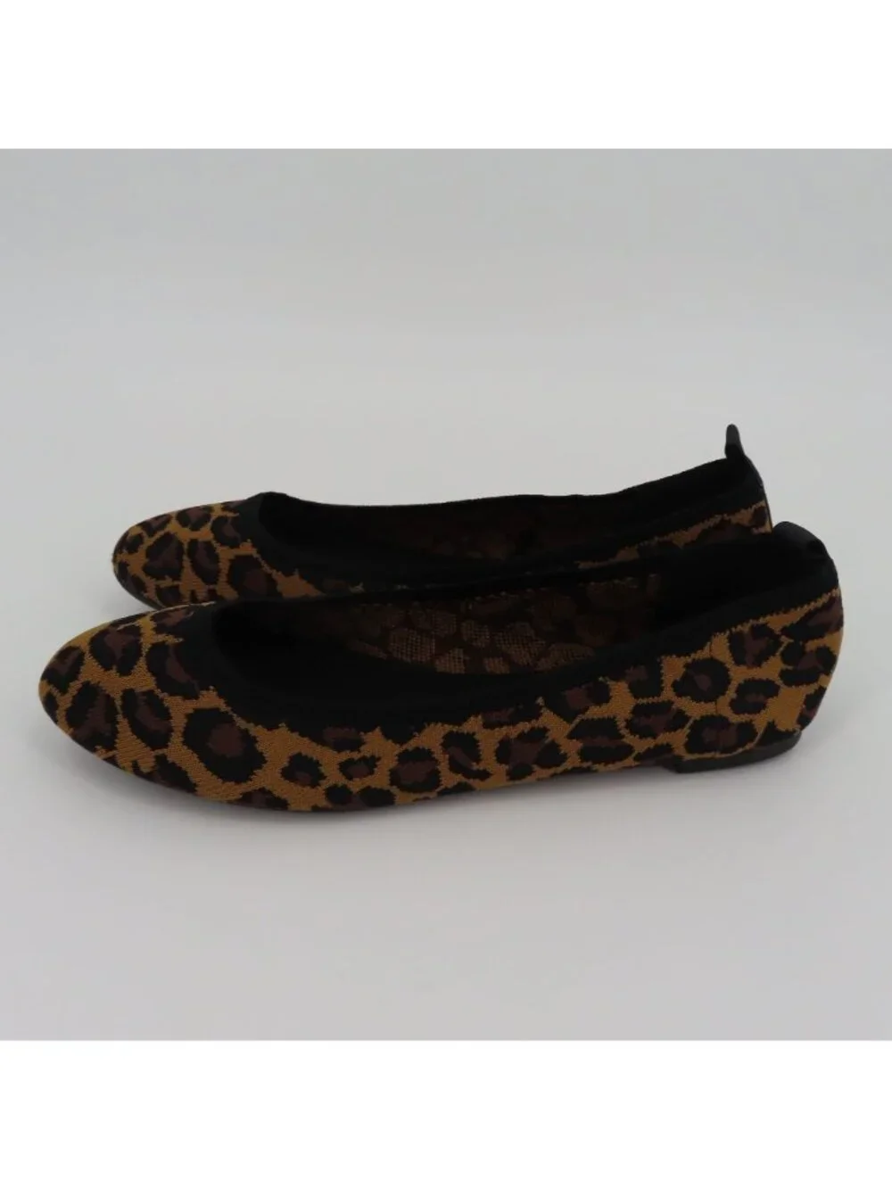 MIA Women 8.5 M EVANNA Leopard Cheetah Animal Print Round Toe Ballet Flat Shoes